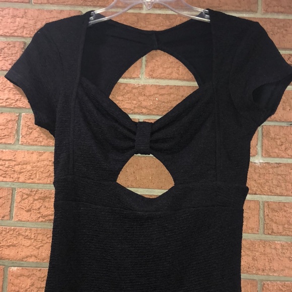 🖤MINKPINK🖤BLACK KEYHOLE AND OPEN BACK DRESS🖤 - Picture 3 of 7